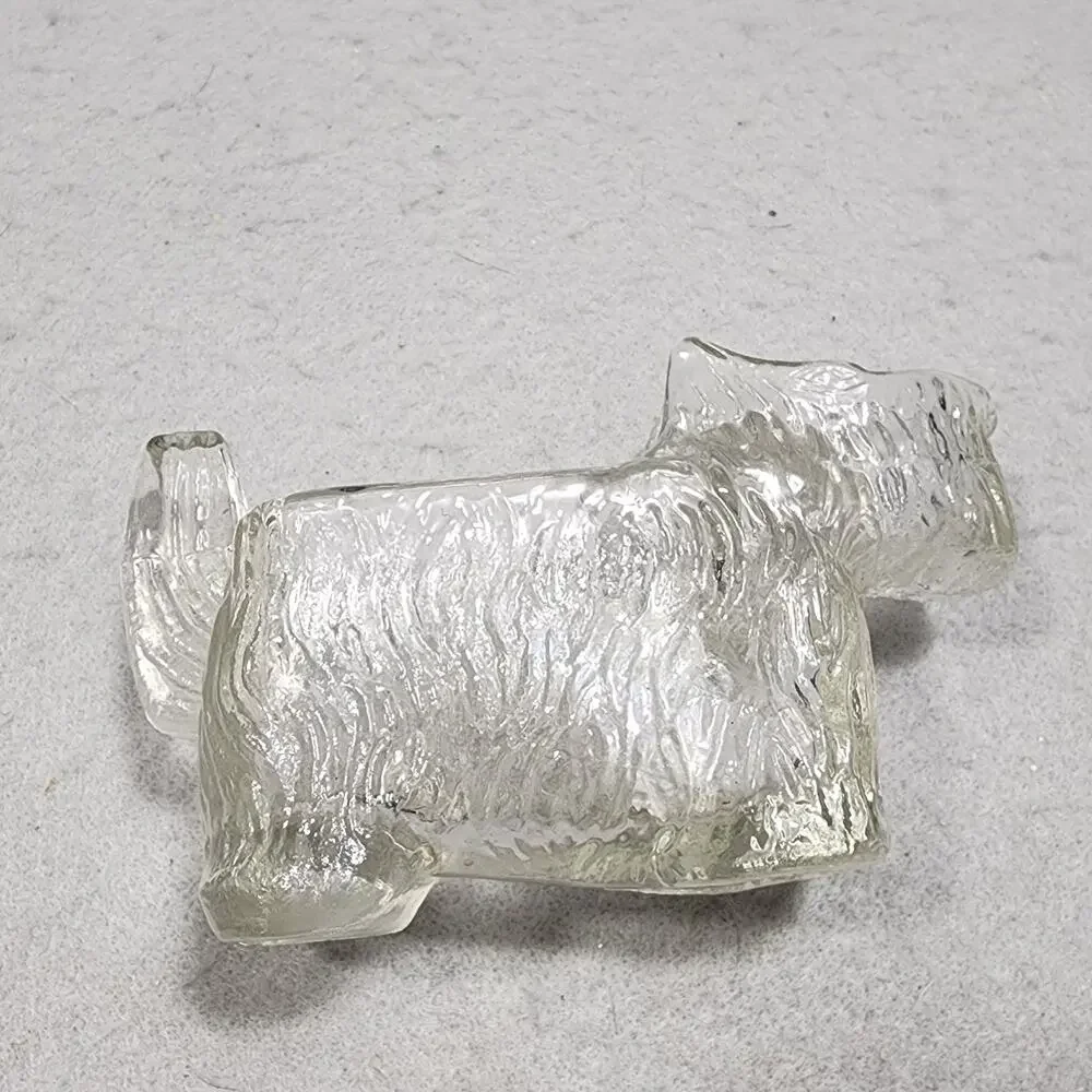 LE Smith Glass clear pressed